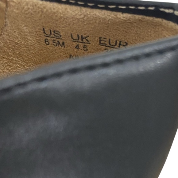 Naturalizer Hayden Black Leather & Patent Leather Ballet D'Orsey  Flats-Size 6.5 - Picture 7 of 8